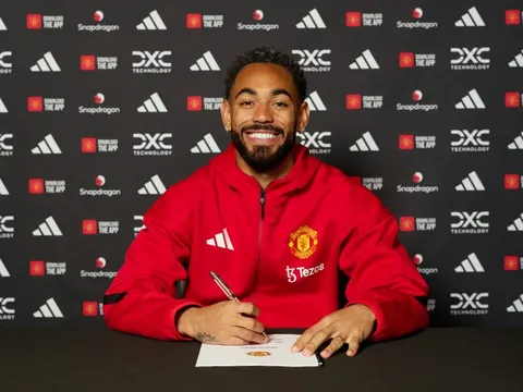 Lộ diện chủ nhân mới của chiếc áo số 10 tại Manchester United
