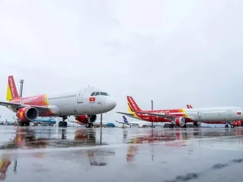 Nhiều chuyến bay quốc tế điều chỉnh lịch khai thác vì bão số 2