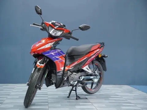 Xe số Honda Dash HRC về Việt Nam với số lượng giới hạn, mang đậm phong cách xe đua