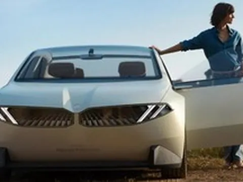 Bom tấn BMW i3 2027 lộ diện: Đối thủ lớn của Tesla Model 3 với phạm vi di chuyển 900km và sạc siêu tốc