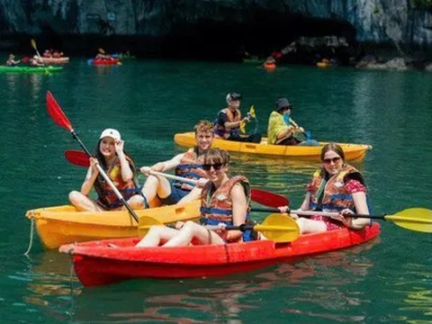Quảng Ninh: Đón hơn 12 triệu lượt du khách trong nửa đầu năm 2025