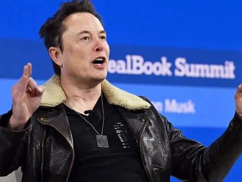 Elon Musk thốt ra đúng 5 từ khi bị một người phụ nữ quan trọng rời bỏ sau 2 năm nhẫn nhịn, bộc lộ những góc tối trong đế chế hơn 390 tỷ USD