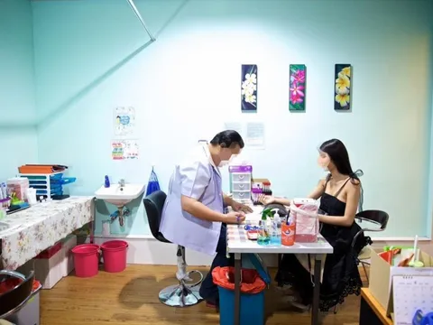 13.000 ca nhiễm mới - Báo động tình trạng người nhiễm HIV tại đất nước từng được coi là "thiên đường du lịch" Đông Nam Á