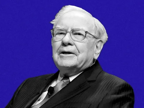 Warren Buffett: Đây là 5 cạm bẫy chi tiêu khiến người trẻ không thể giàu!