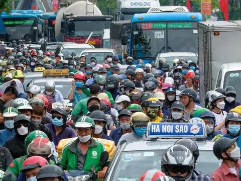 Hà nội dừng xe máy xăng trong vành đai 1 từ 1/7/2026: Người dân đi bằng gì?