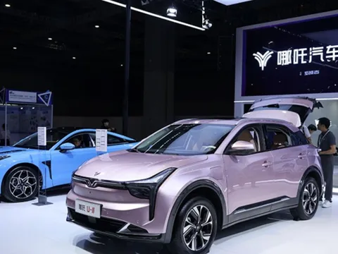 Lại thêm 1 startup xe điện Trung Quốc điêu đứng: Công ty mẹ phá sản, phải đóng cửa loạt showroom