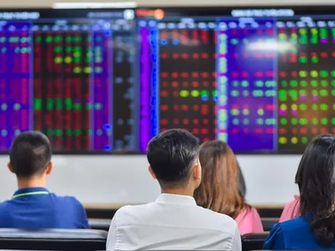 VN-Index cách mốc 1.500 chưa tới 7 điểm: Kẻ cười, người khóc