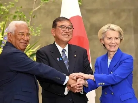 Cùng chung nỗi lo, Nhật Bản và EU lập liên minh thương mại