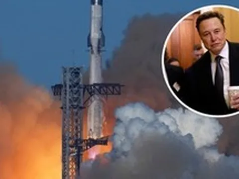 Elon Musk tuyên bố Starship sẽ mạnh gấp 3 lần tên lửa đưa người lên Mặt Trăng của NASA