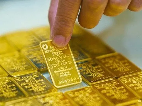Giá vàng miếng SJC lập đỉnh mới 125,4 triệu đồng/lượng