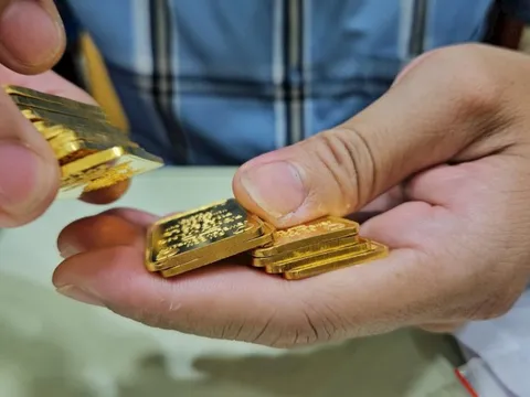 Giá vàng ngày 23/8/2025: Vàng miếng SJC giữ đỉnh 125,4 triệu