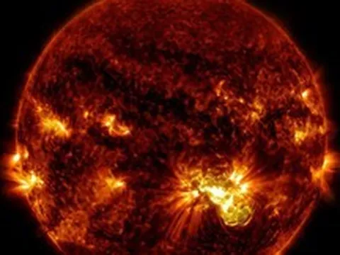 NASA và IBM sử dụng AI để dự báo bão mặt trời