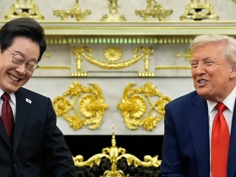 Tổng thống Donald Trump nói muốn gặp ông Kim Jong-un khi tiếp tổng thống Hàn Quốc