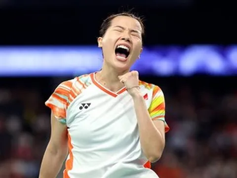 Thùy Linh gây bất ngờ lớn tại giải cầu lông vô địch thế giới