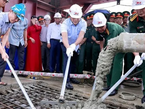 Cây cầu hơn 600 tỷ đồng tại Phú Thọ chính thức hợp long, lập kỷ lục về thời gian thi công của ngành cầu cả nước