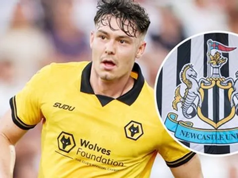 Newcastle liên tiếp nhận cú tát đau chuyển nhượng
