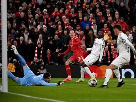 HLV Slot tuyên bố nóng hổi Liverpool lại đấu Real Madrid ở Cúp C1