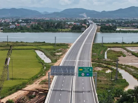 Cao tốc Vũng Áng - Bùng chính thức thông xe, đưa vào khai thác