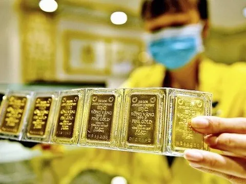 Thủ tướng yêu cầu xử lý nghiêm các hành vi thao túng, găm hàng đẩy giá vàng