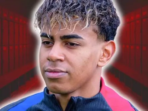 Lamine Yamal được ưu ái đặc biệt, gây bất ổn phòng thay đồ Barca