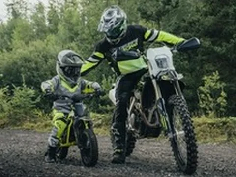 Triumph ra mắt dòng xe địa hình điện TXP Youth!