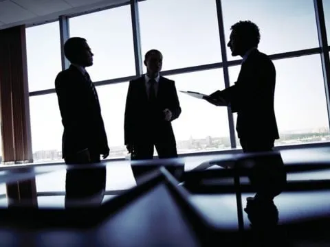 Hai chiếc ghế, một quyền lực: Sự trở lại của mô hình “đồng CEO” trong kỷ nguyên lãnh đạo phức hợp