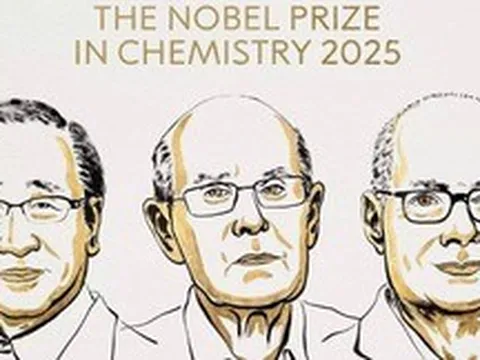 Giải Nobel Hóa học năm 2025 được công bố: Ba nhà khoa học chiến thắng vì vật liệu khung kim loại-hữu cơ tiên phong