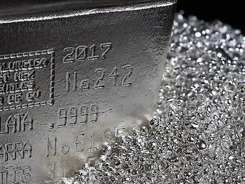 Không phải vàng, một loại tài sản phá đỉnh 40 năm, giá tăng 75% từ đầu năm: Do đâu?