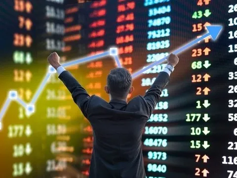 Cổ phiếu “họ” Vin bứt phá, VN-Index lập đỉnh lịch sử mới