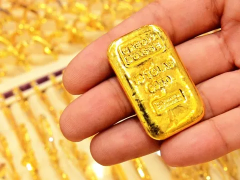 Giá vàng sáng nay 10/10: SJC giữ ổn định ở mức 142,5 triệu đồng/lượng