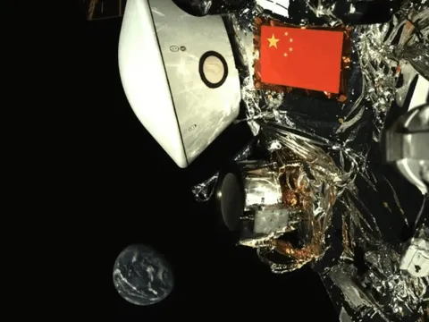 Tàu thăm dò Trung Quốc selfie cùng Trái đất từ 43 triệu km, chuyên gia nói: Bước ngoặt khẳng định vị thế