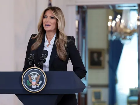 Đệ nhất phu nhân Mỹ Melania Trump bất ngờ tiết lộ về các cuộc trao đổi riêng với Tổng thống Putin