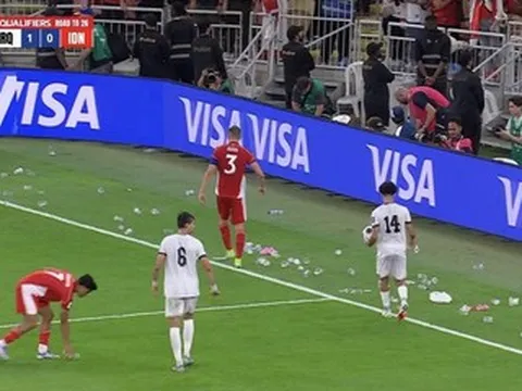 CĐV Indonesia khiến Đông Nam Á 'mất mặt' sau trận thua Iraq