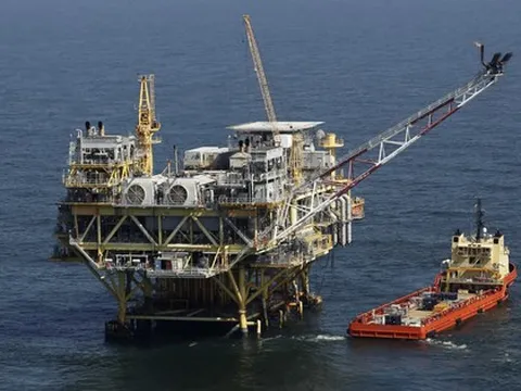 Dòng tiền loay hoay tìm nơi trú ẩn