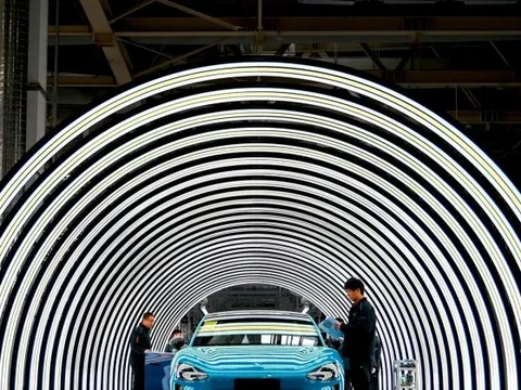 Chuyện thật như đùa: Nhiều người sẵn sàng chi hàng triệu, tranh giành chỉ để được xem thứ này của Xiaomi