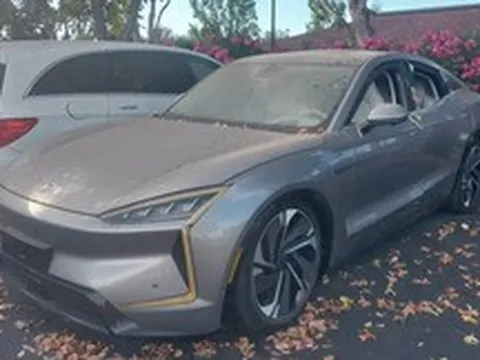 Từng tuyên bố "kết liễu" Tesla, siêu xe Trung Quốc 1.000 mã lực giờ bị vứt xó, chỉ còn là đống sắt vụn vô chủ tại Mỹ