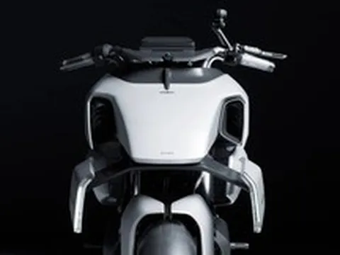 Ather Redux: Siêu phẩm xe tay ga điện tương lai sử dụng thân vỏ làm từ sợi cây lanh bền vững