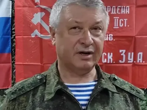 Nga bắt được nghi phạm ám sát hụt tướng tình báo, áp giải từ Dubai