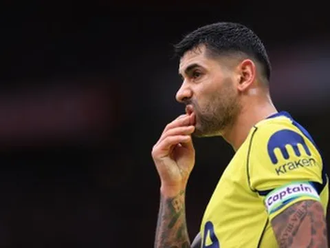 Paul Scholes kêu gọi MU chiêu mộ cầu thủ ngổ ngáo nhất Tottenham