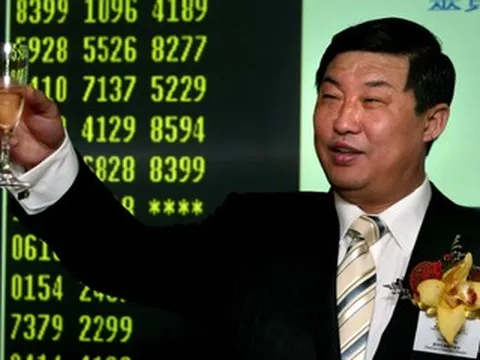 Ông chủ 61 tuổi khiến nhà giàu chờ từ 4h sáng để mua vàng vì bán giá... quá đắt