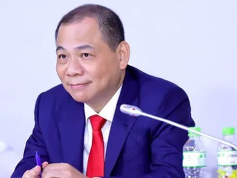 Tỷ phú Việt thăng hạng; Vinaconex miễn nhiệm Chủ tịch HĐQT