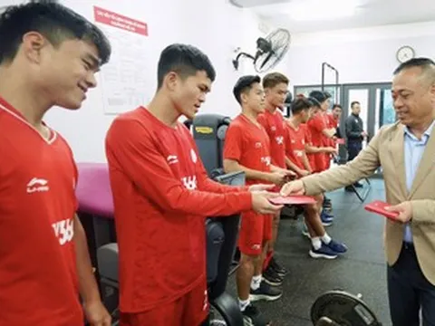 Các đội V-League nô nức hội quân sau Tết