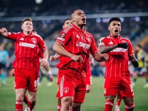 Lượt đi play-off Europa League: Kịch tính và bất ngờ