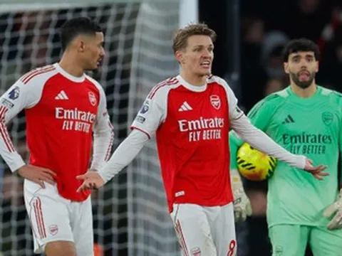 Arsenal sa sút: Bóng ma quá khứ ám ảnh Pháo thủ