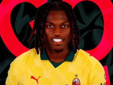 MU kích nổ bom tấn Rafael Leao