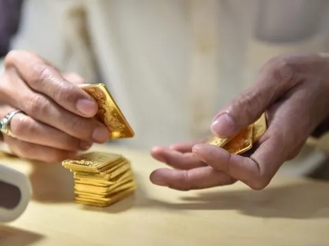 Đừng "nhịn ăn nhịn mặc" mua vàng 180 triệu/lượng, chuyên gia Phan Dũng Khánh chỉ ra kênh đầu tư hấp dẫn trong năm nay