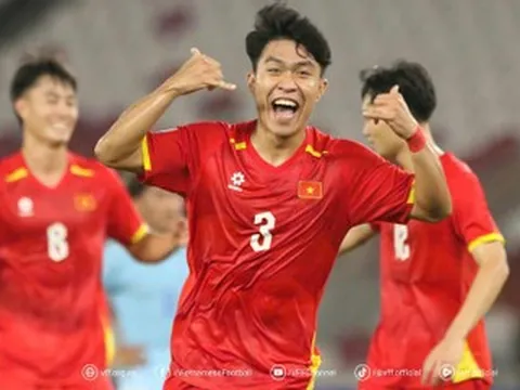 PVF-CAND chiêu mộ trung vệ U23 Việt Nam đua trụ hạng V-League