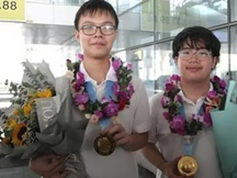 Sự thật về chiếc huy chương vàng: Có bao nhiêu vàng thật bên trong phần thưởng "vạn người mê" này?