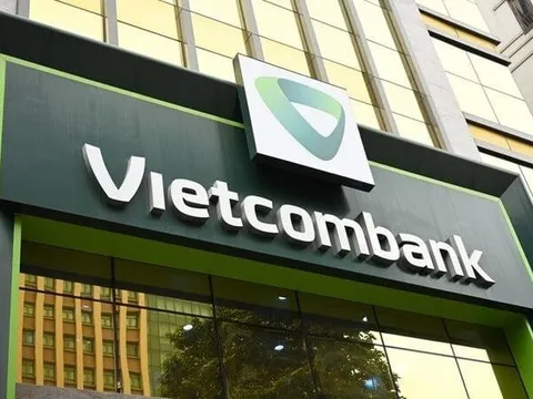 Loạt sếp Vietcombank mua vào cổ phiếu VCB