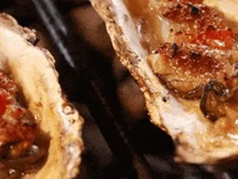 Sự thật trớ trêu về những con hàu "thần dược phòng the": Khi chúng ta ăn những kẻ vô sinh để cầu mong... sung mãn